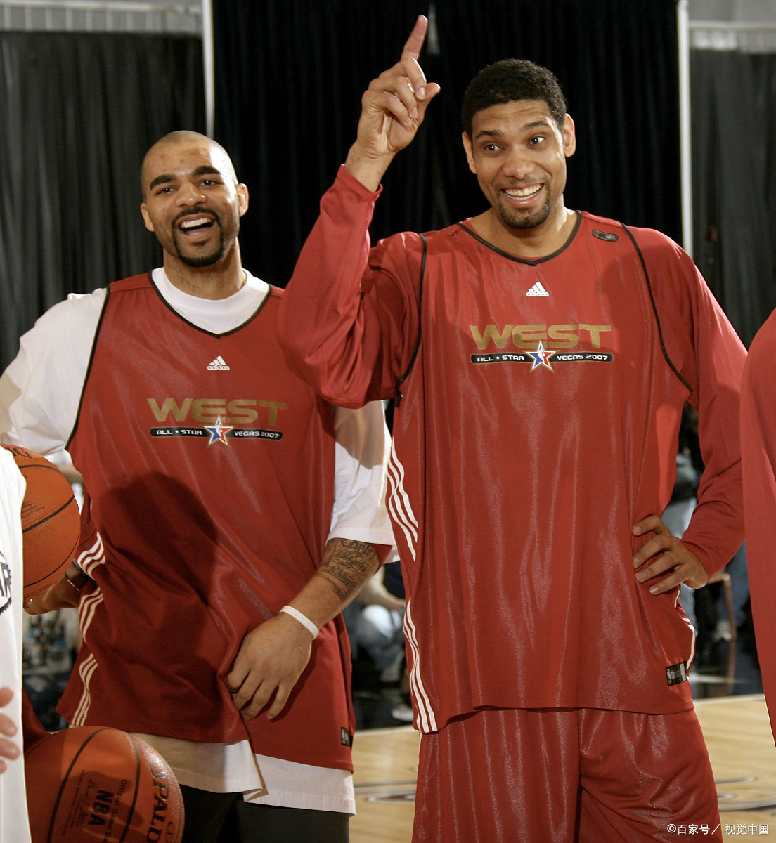 中足联纪律道德准则：球迷歧视行为将使俱乐部至少被罚50万元