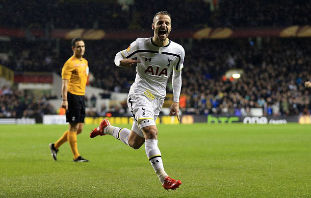 中超-冯劲补射莱昂纳多压哨破门 海港2-0亚泰两连胜克雷桑传射卡兰加进球+红牌 泰山4-1十人大连认可！亚足联秘书长：我从来没有看到过这样的中国足球