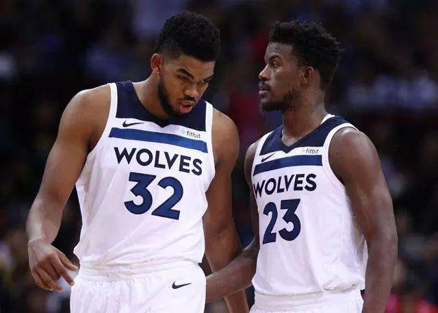 52分钟 曼联发动反击。乌加特表现积极，多尔古速度出众，但乌加特随后的射门质量欠佳。 来源：The United Stand