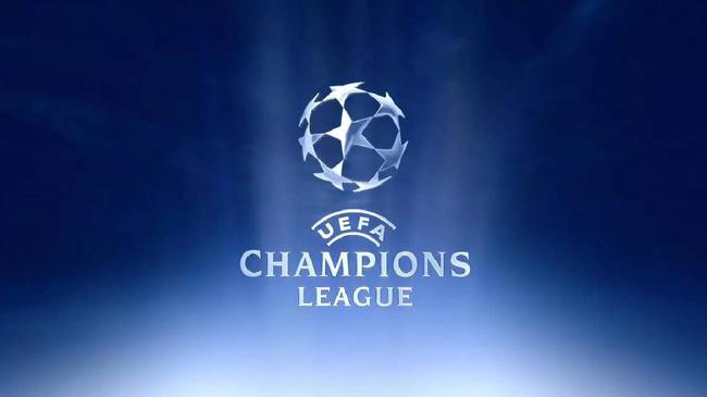 我是个感性的人，看某些电影时会流泪。不记得上次哭泣是什么时候了。我会沉浸于电影情节，尤其是那些基于真实事件的作品更容易打动我。