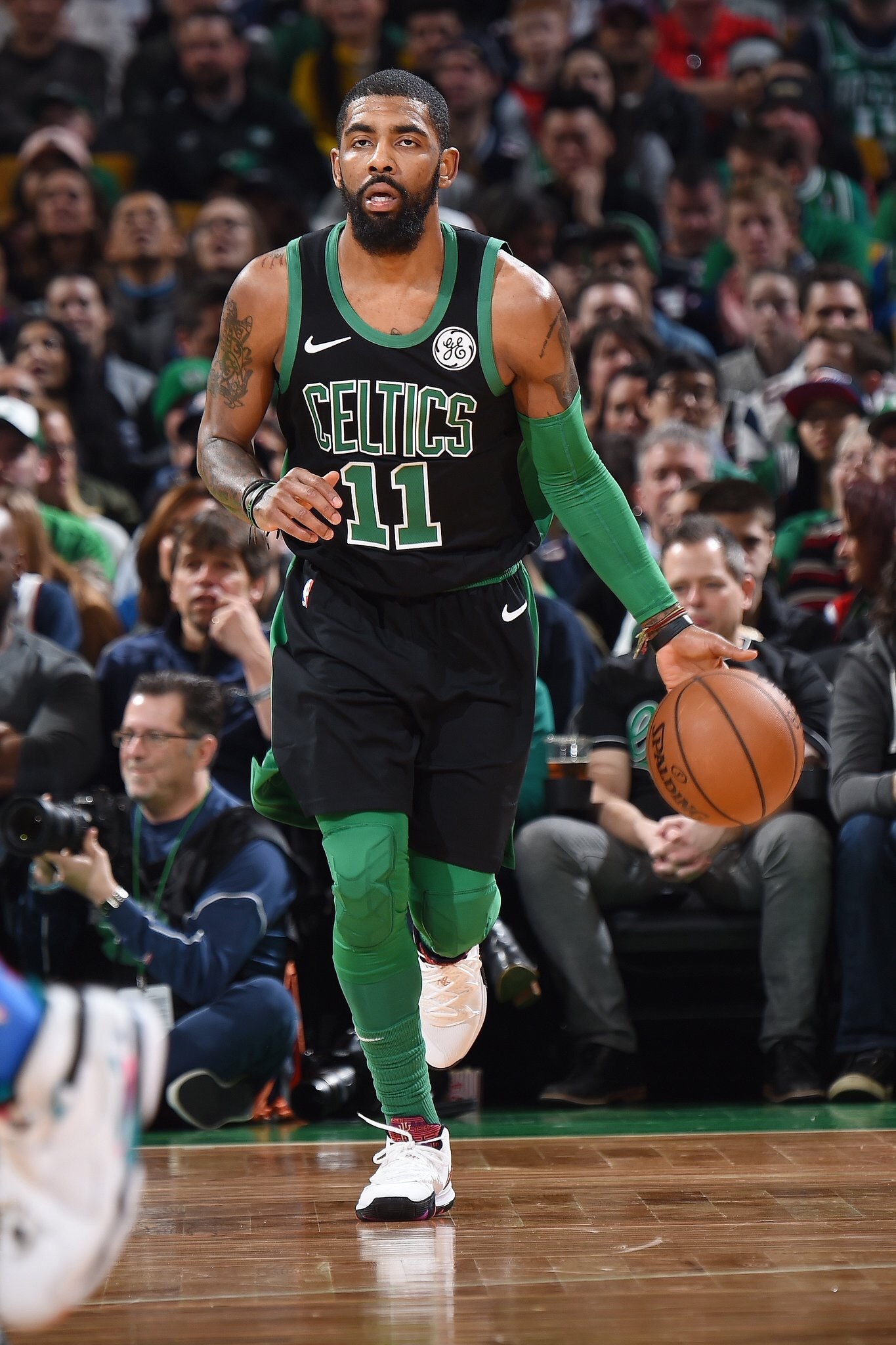 2换1交易落定！多方共赢一方受损，杨未来充满不确定性