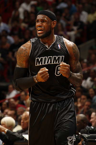 穿越千年古镇，破解轮回困局 像素解谜AVG《龙女花》试玩Demo上线